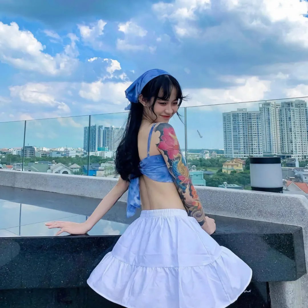 帅哥娇娃 海报